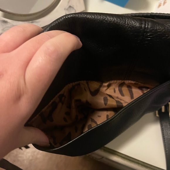 Aimee Kestenberg Shoulder Bag - Picture 5 of 8